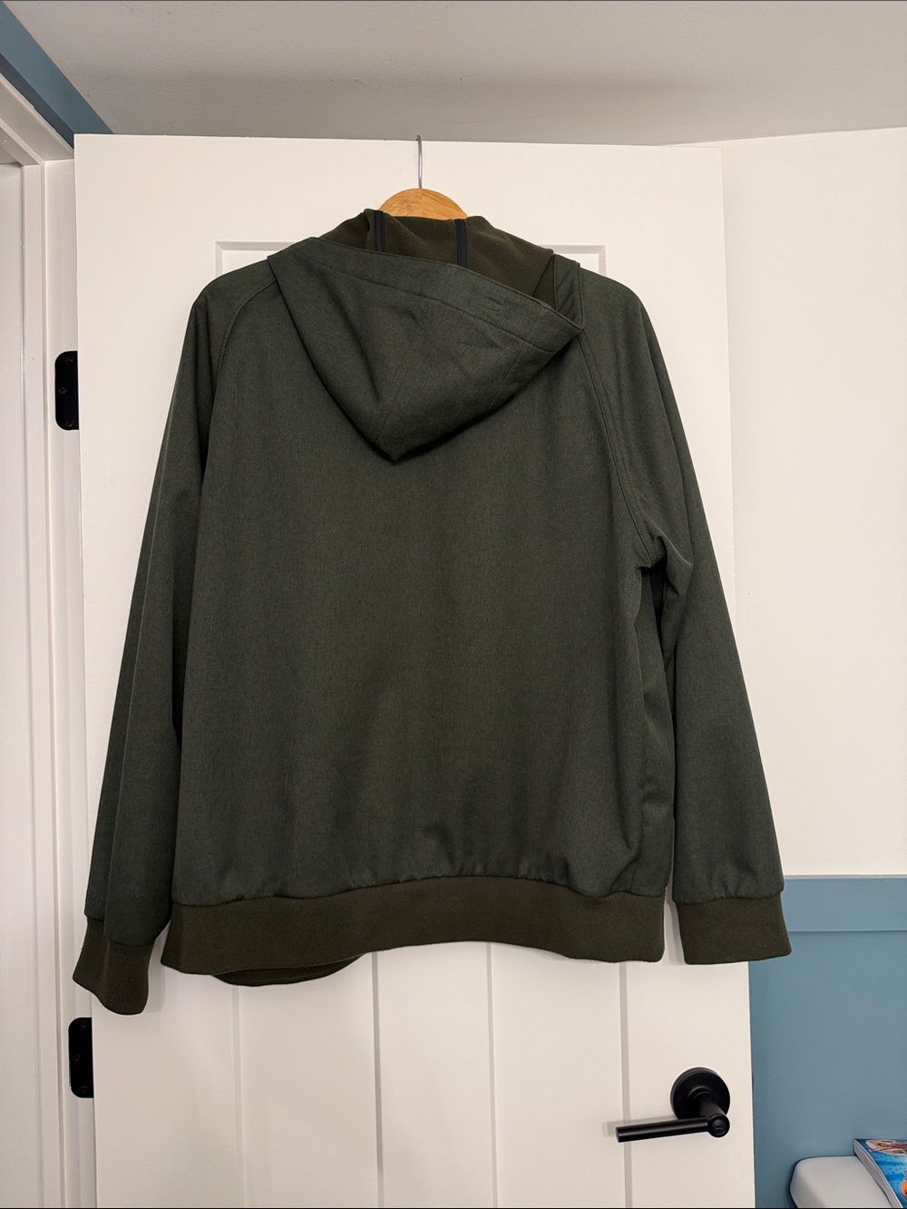 L.L. Bean Olive Hooded Zip-Up Jacket Large - Picture 3 of 8